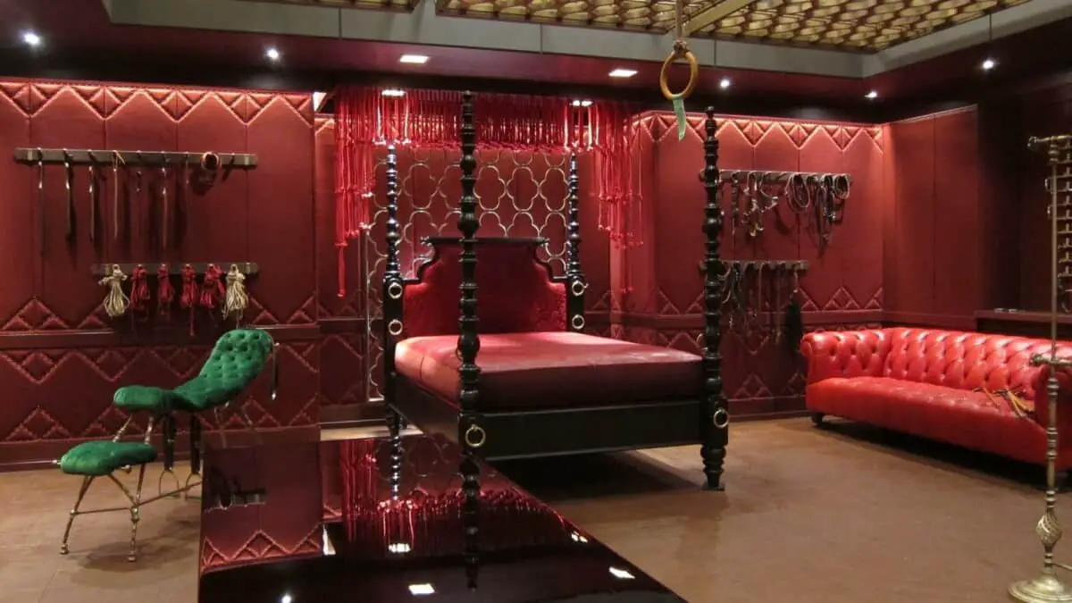 Best Things to Know About BDSM Dungeon hq pic